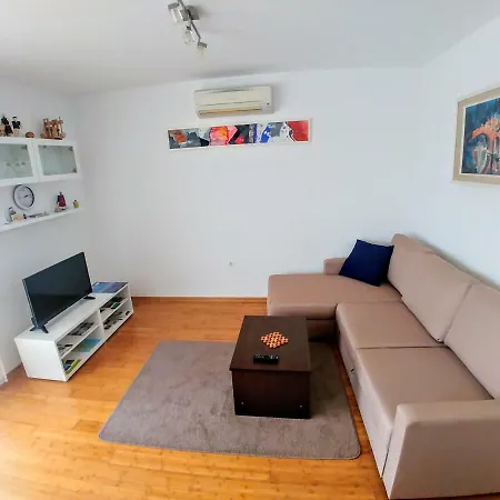 Family Style Apartment *